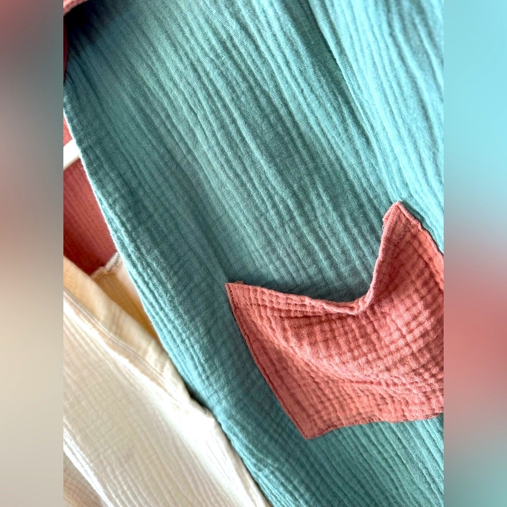 Colorblock Shirt - Picture 5 of 13